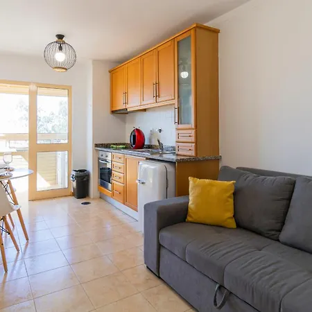 דירה Cozy Downtown By Unique Hosts